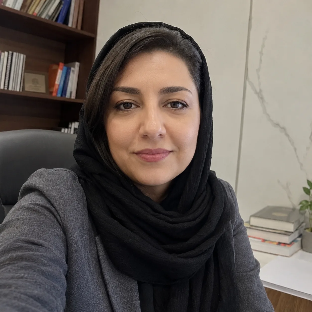 نرگس احمدی
